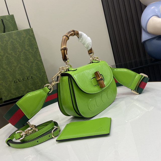 gucci專櫃新款原廠皮女士手袋 古馳Gucci Bamboo 1947系列迷你竹節手提包 jcp2219